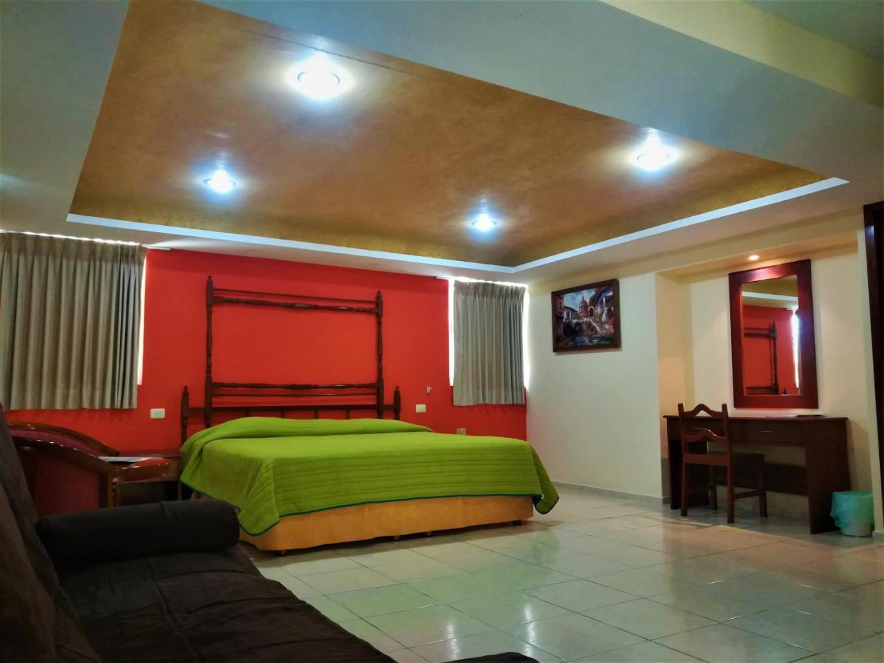 Hotel El Marques Mérida Buitenkant foto